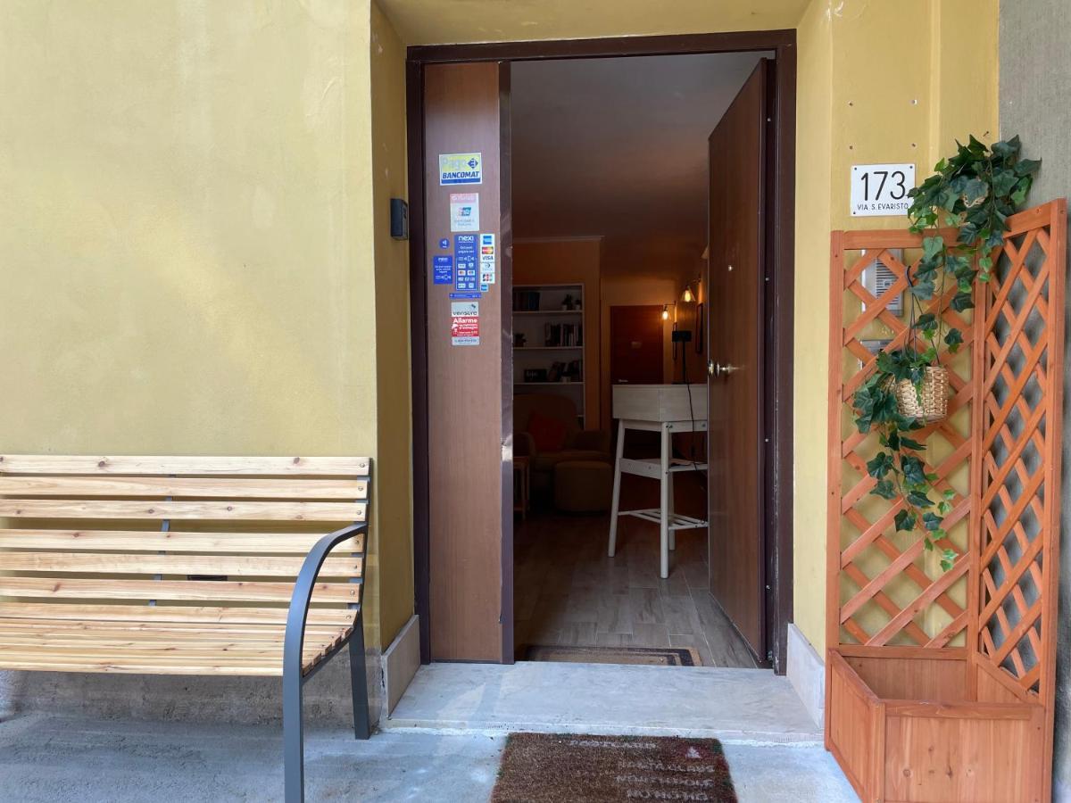 Retro Guest House Rome Bagian luar foto